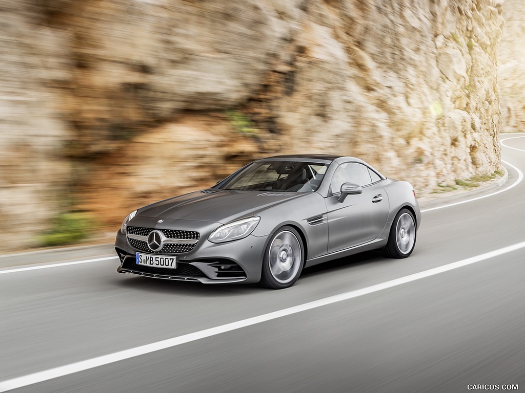 2017 Mercedes-Benz SLC 300 AMG Line (Color: Designo Cerrusit Grey Magno)