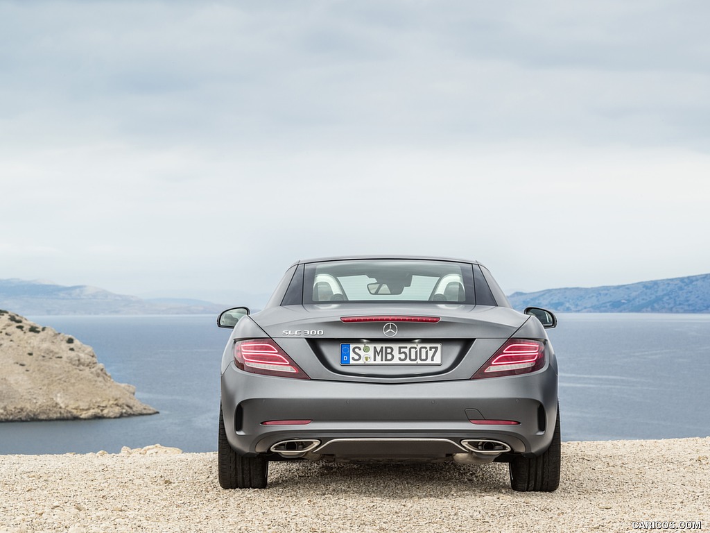 2017 Mercedes-Benz SLC 300 AMG Line (Color: Designo Cerrusit Grey Magno)