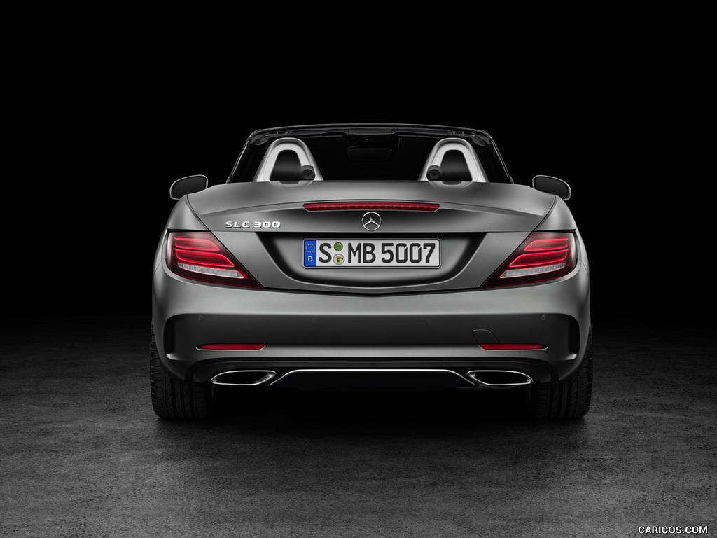 2017 Mercedes-Benz SLC 300 AMG Line (Color: Designo Cerrusit Grey Magno)