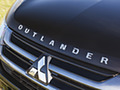 2017 Mitsubishi Outlander Plug-In Hybrid EV (UK-Spec) - Grille