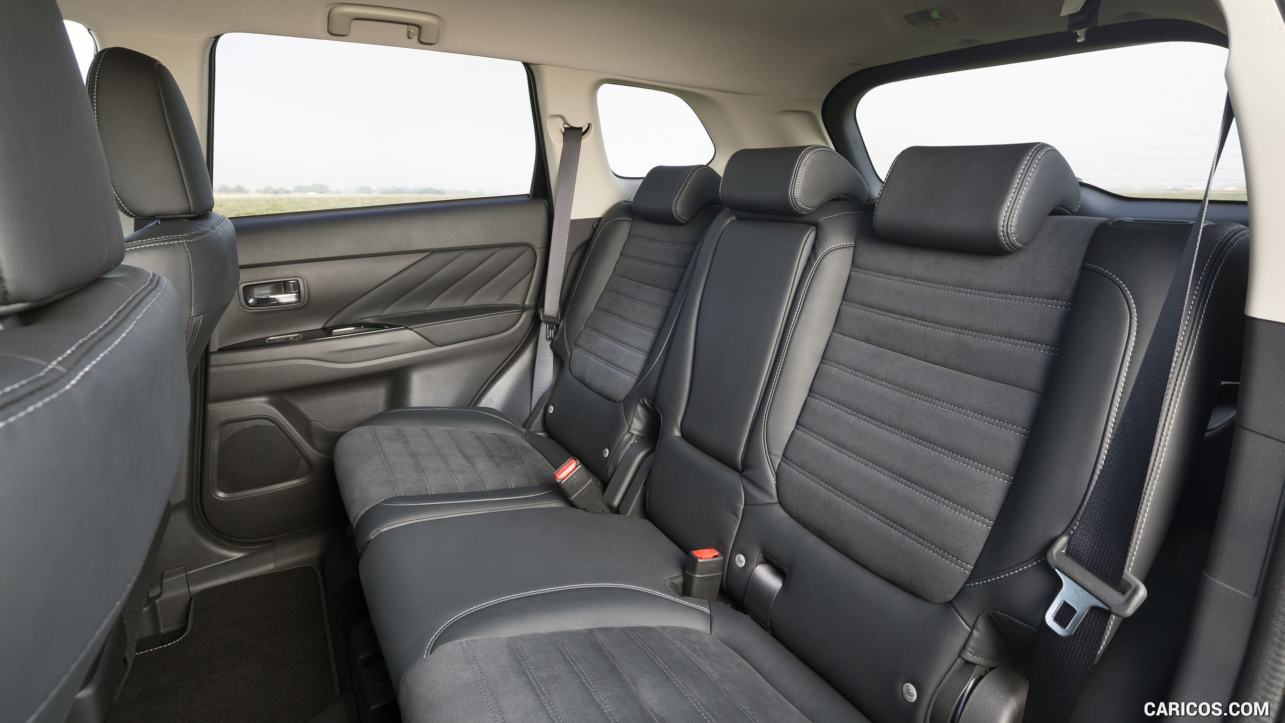 2017 Mitsubishi Outlander Plug-In Hybrid EV (UK-Spec) - Interior, Rear Seats, #39 of 46