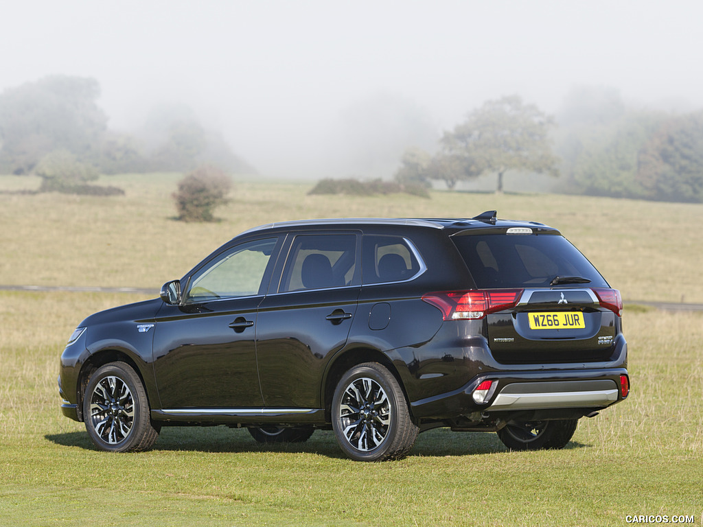 2017 Mitsubishi Outlander Plug-In Hybrid EV (UK-Spec) - Rear Three-Quarter