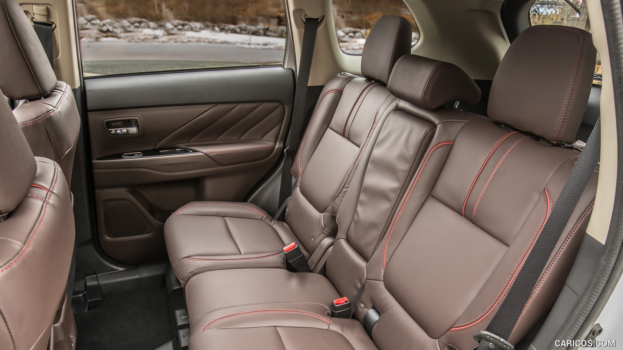 2017 Mitsubishi Outlander Plug-In Hybrid EV - Interior, Rear Seats, #34 of 40