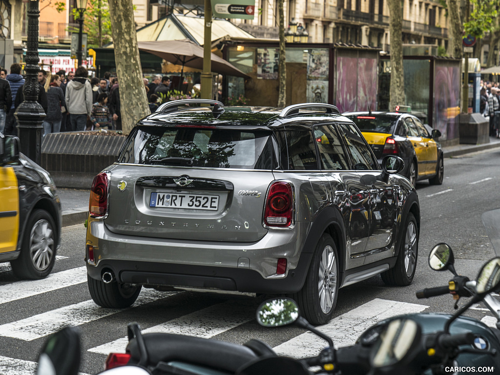 2018 MINI Cooper S E Countryman ALL4 Plug-In Hybrid - Rear Three-Quarter