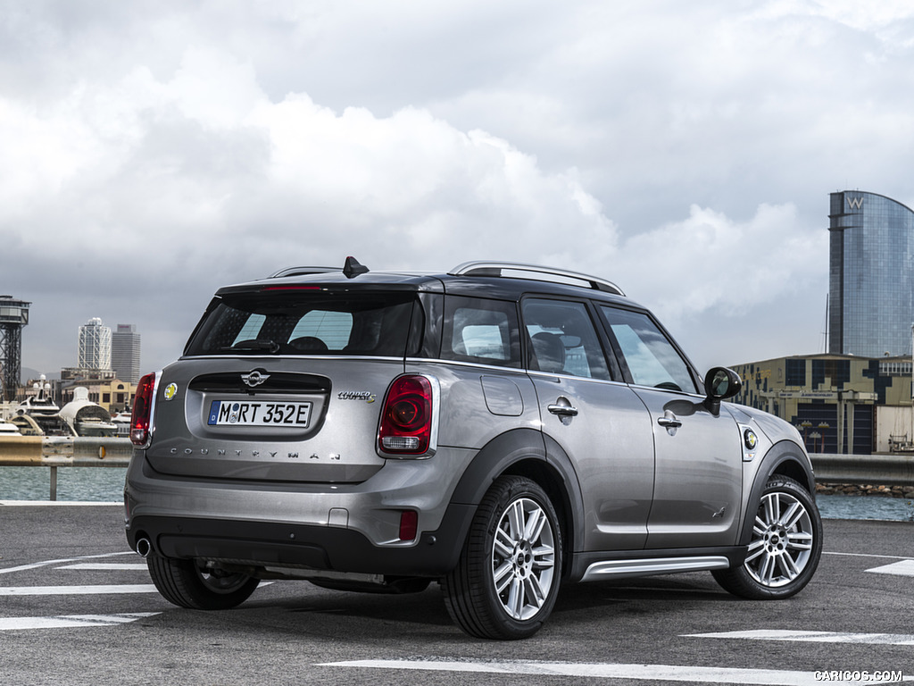 2018 MINI Cooper S E Countryman ALL4 Plug-In Hybrid - Rear Three-Quarter