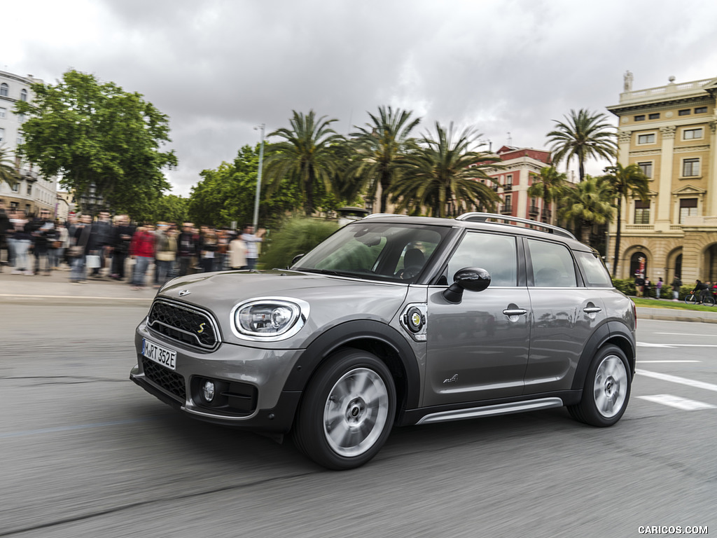 2018 MINI Cooper S E Countryman ALL4 Plug-In Hybrid - Side