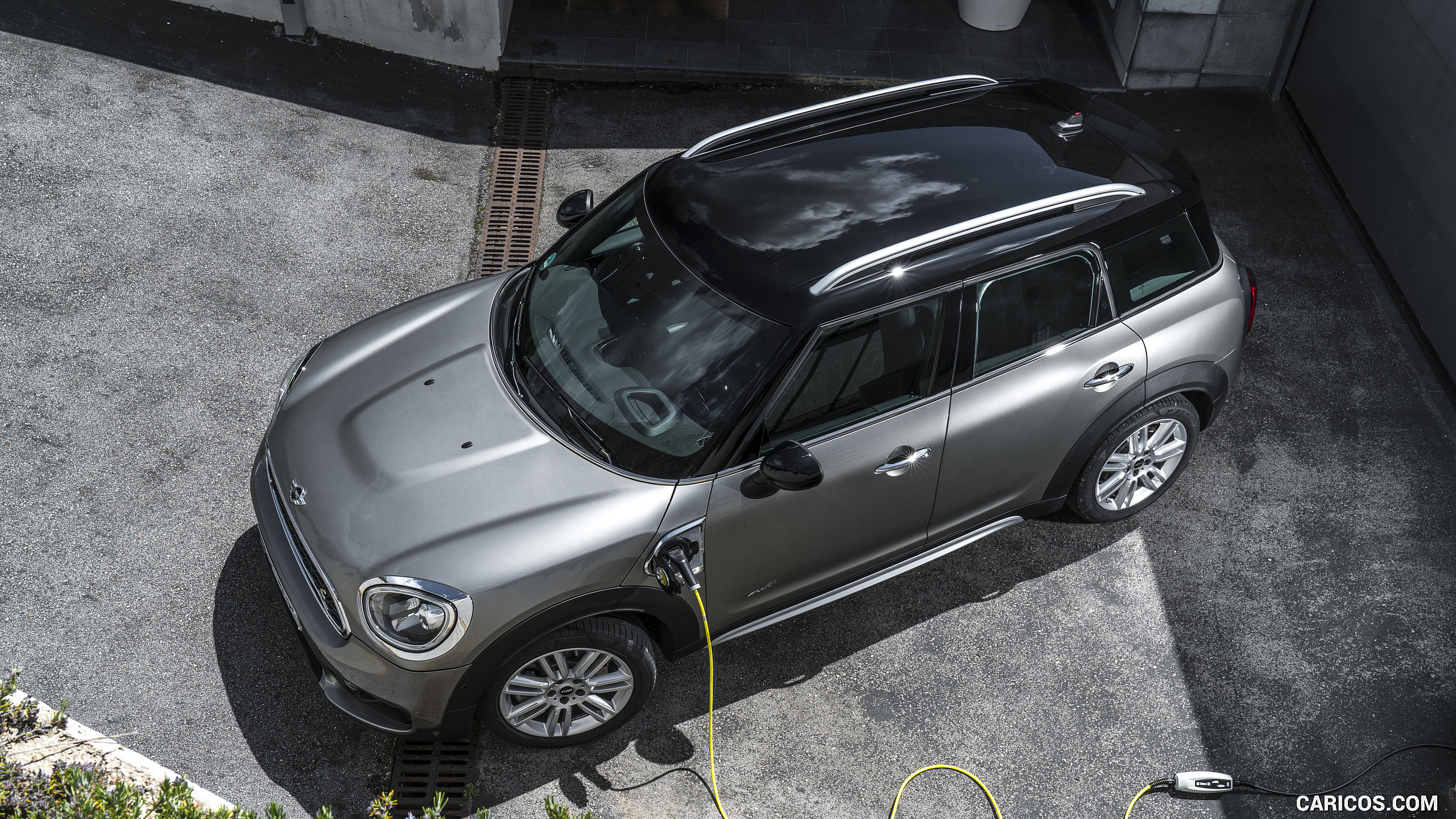 2018 MINI Cooper S E Countryman ALL4 Plug-In Hybrid - Top, #94 of 125