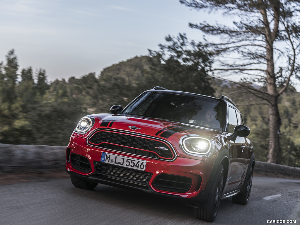 2018 MINI John Cooper Works Countryman ALL4 - Front