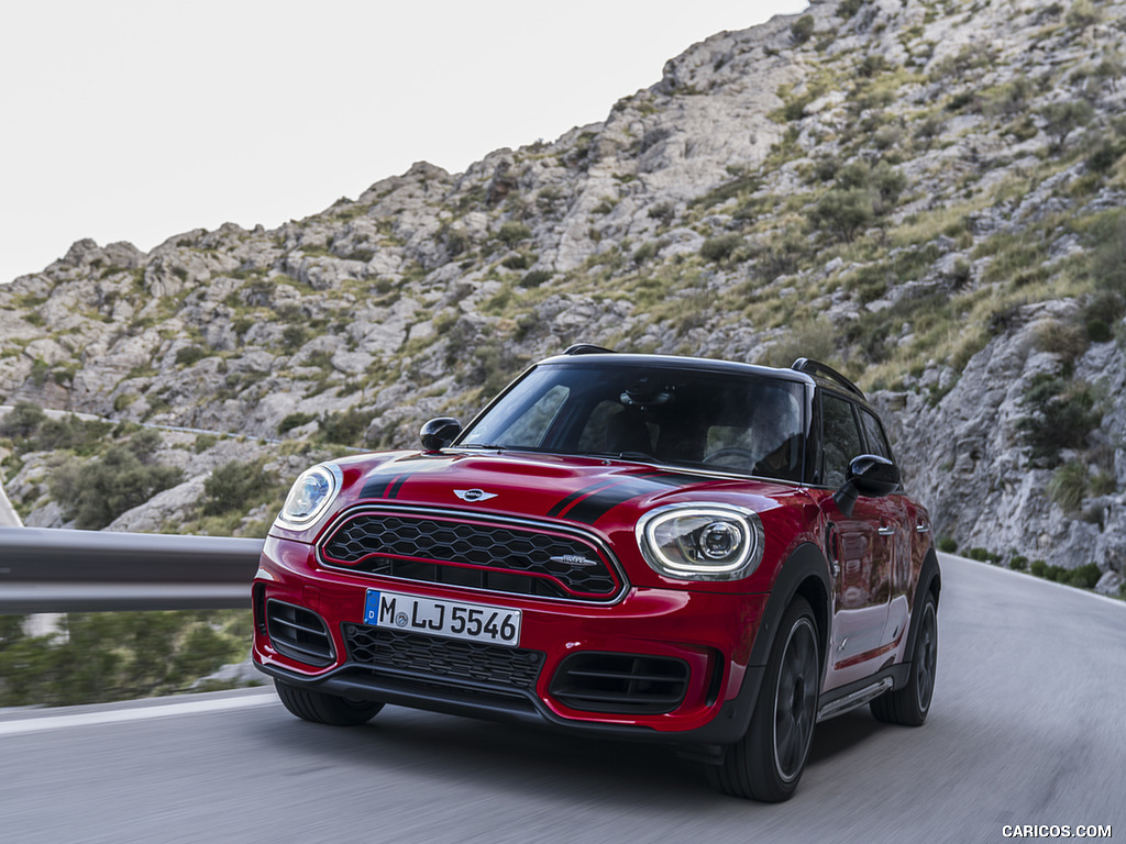 2018 MINI John Cooper Works Countryman ALL4 - Front Three-Quarter