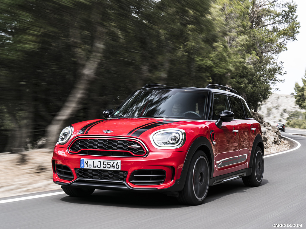 2018 MINI John Cooper Works Countryman ALL4 - Front Three-Quarter