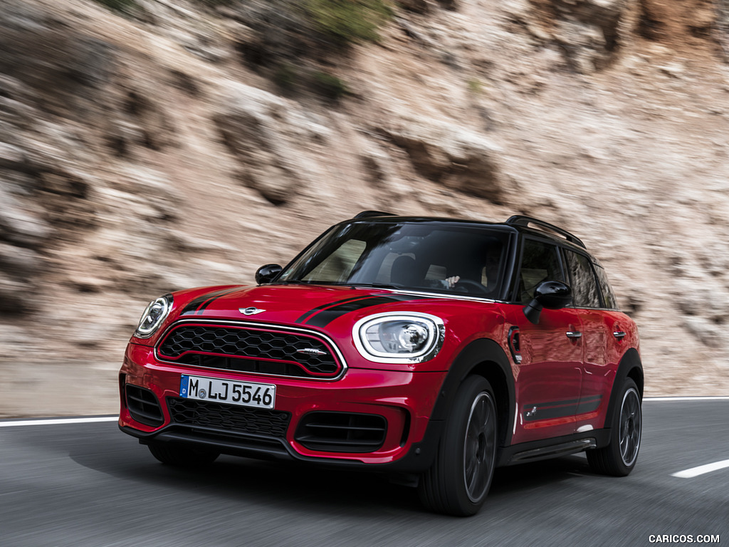 2018 MINI John Cooper Works Countryman ALL4 - Front Three-Quarter