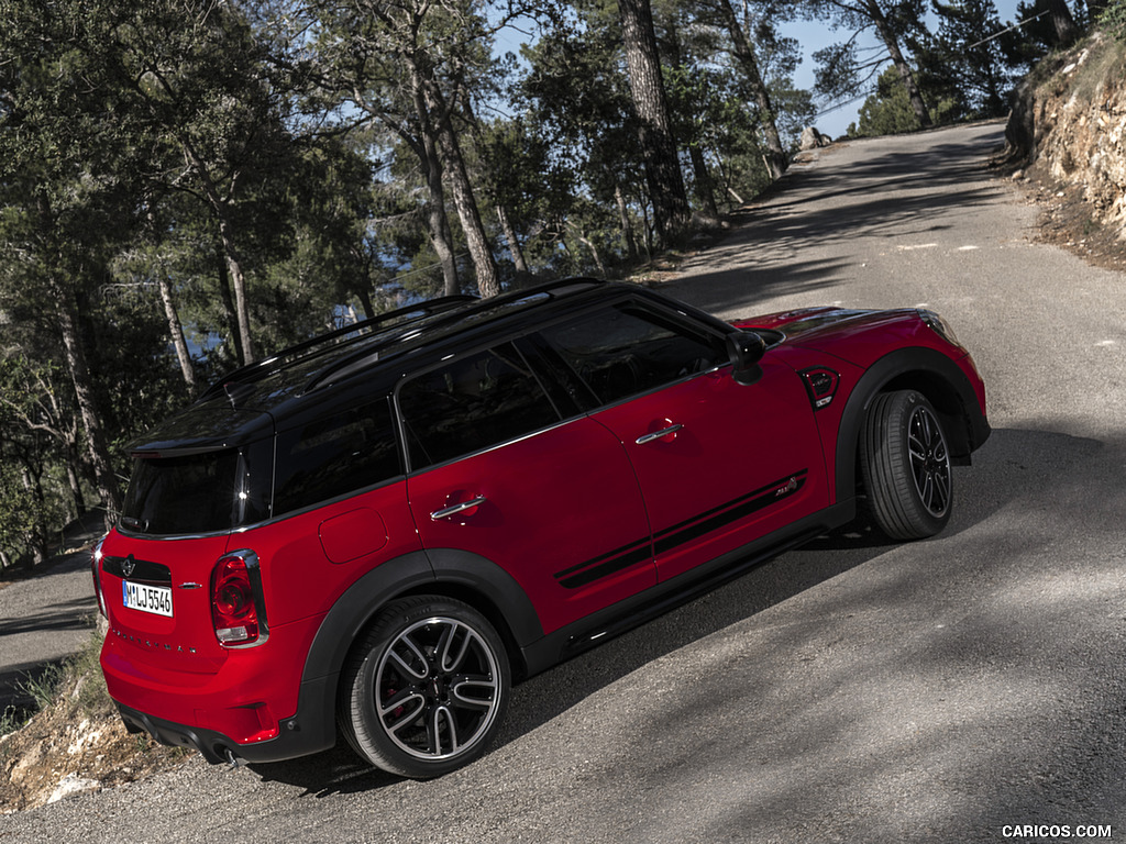 2018 MINI John Cooper Works Countryman ALL4 - Side