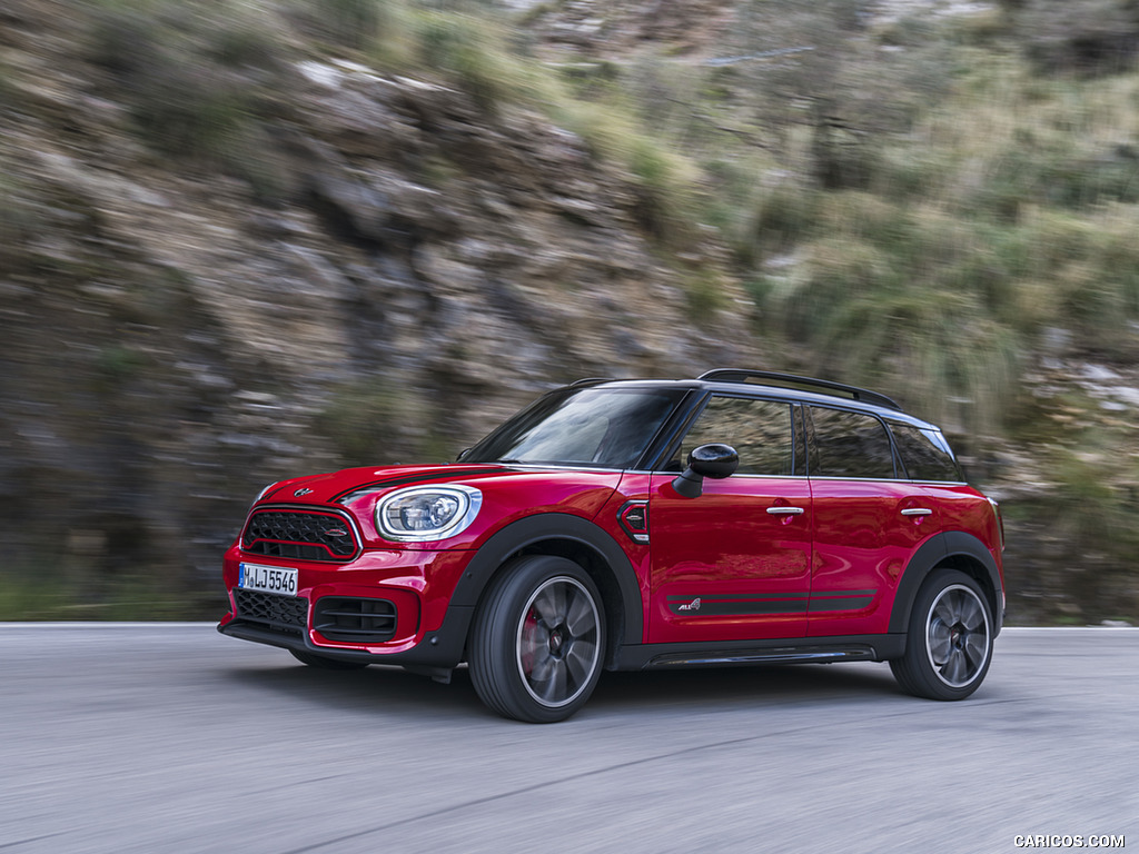 2018 MINI John Cooper Works Countryman ALL4 - Side