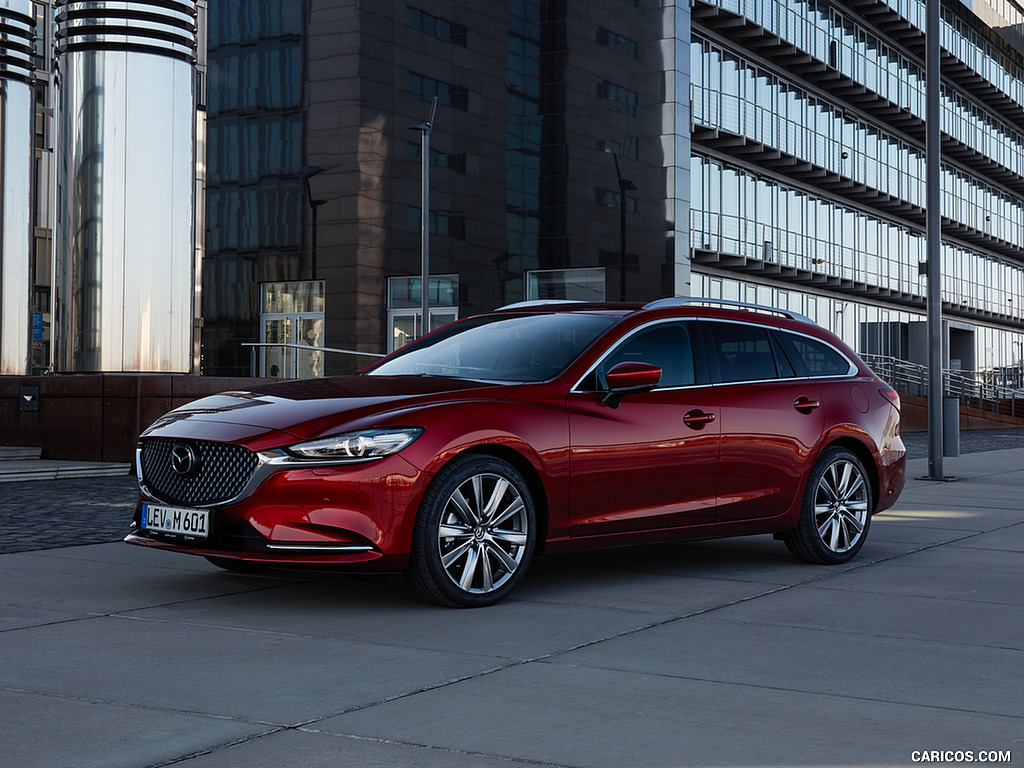 2018 Mazda6 Wagon - Front Three-Quarter