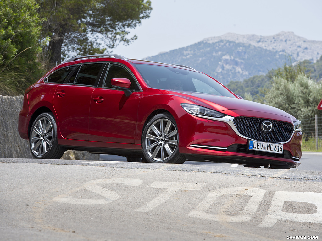 2018 Mazda6 Wagon - Front Three-Quarter