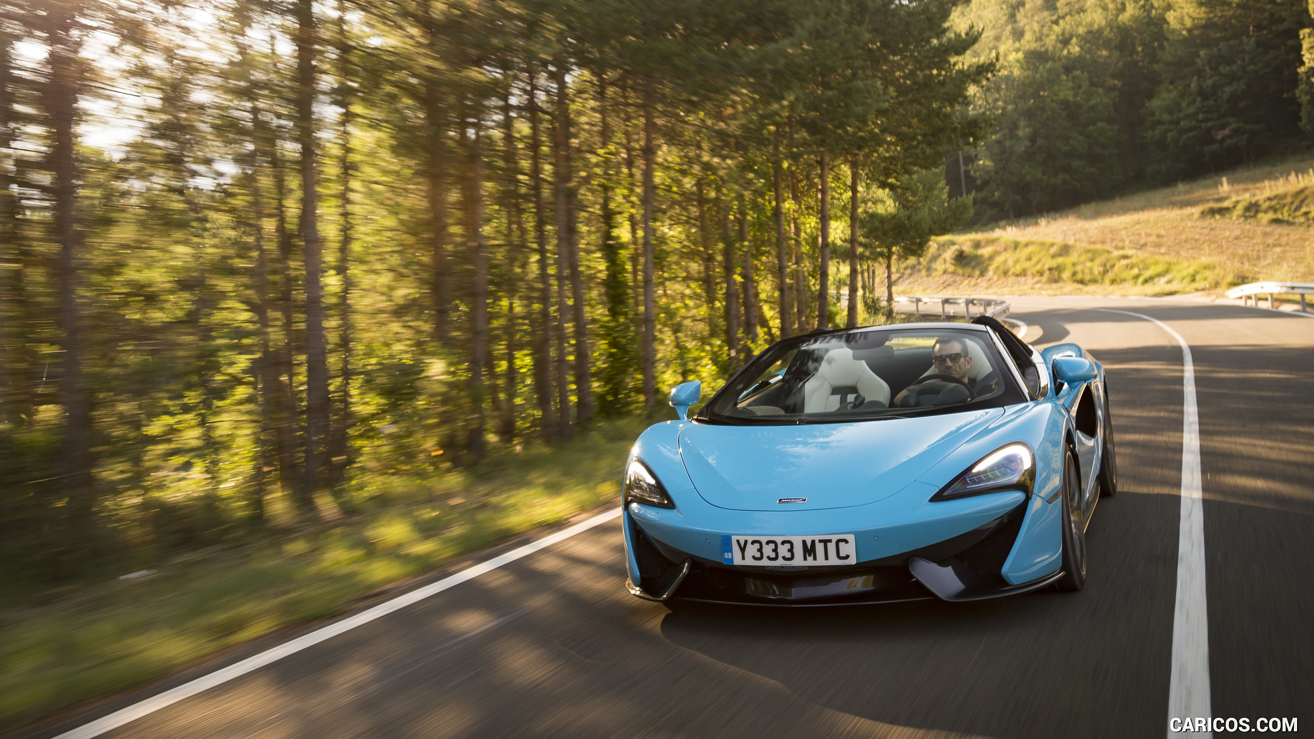 2018 McLaren 570S Spider (Color: Curacao Blue) - Front, #46 of 160