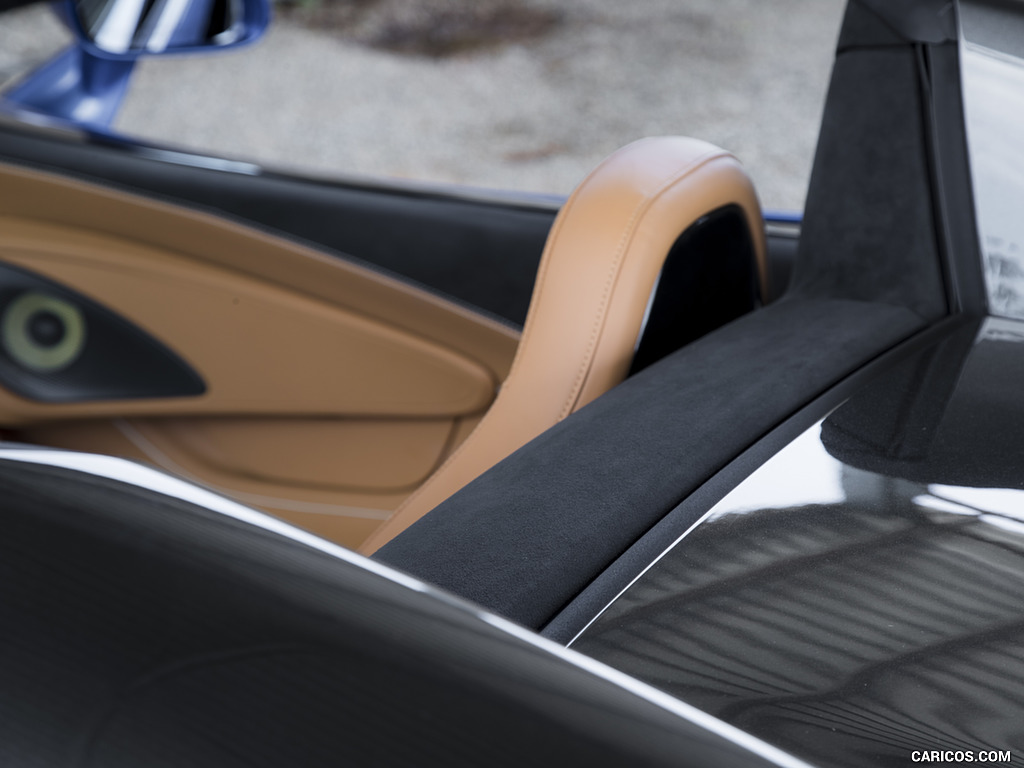 2018 McLaren 570S Spider (Color: Vega Blue) - Detail