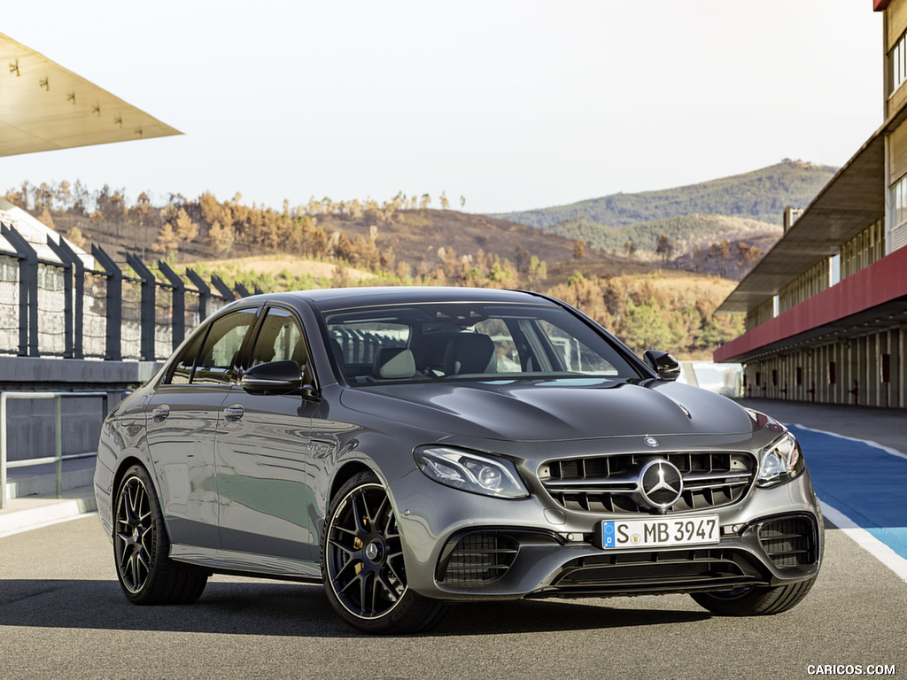 2018 Mercedes-AMG E63 S 4MATIC+ - Front Three-Quarter