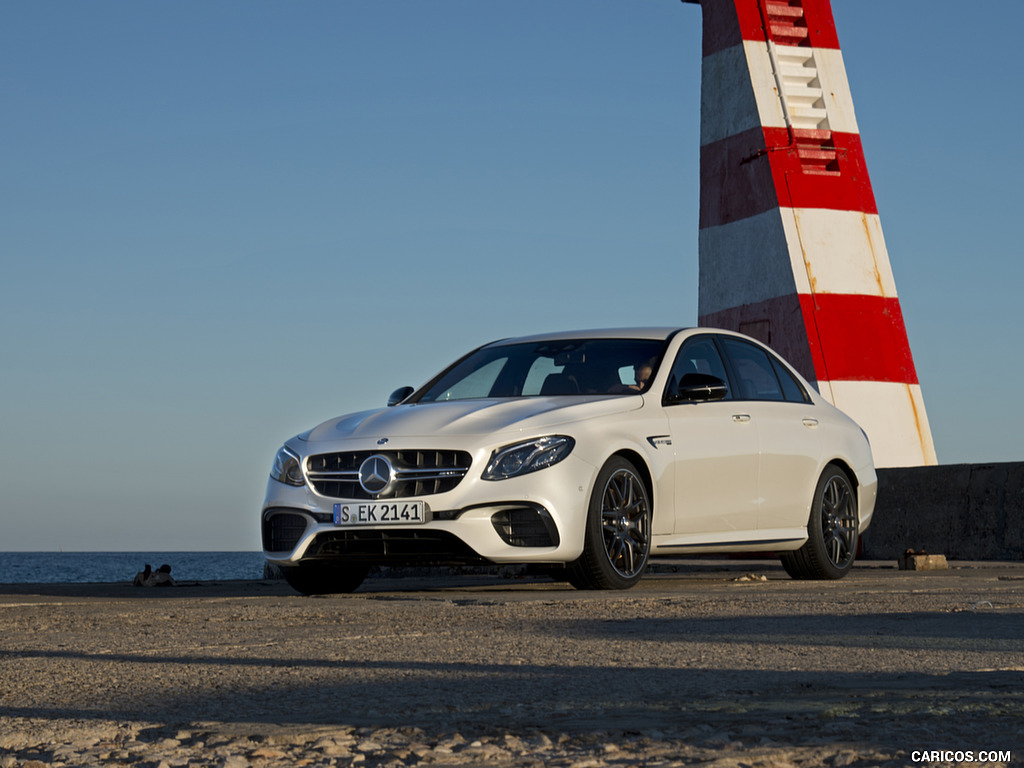 2018 Mercedes-AMG E63 S 4MATIC+ - Front Three-Quarter