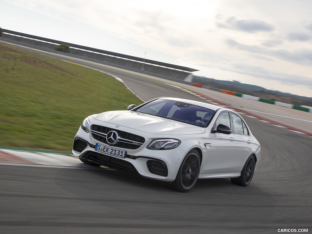 2018 Mercedes-AMG E63 S 4MATIC+ - Front Three-Quarter