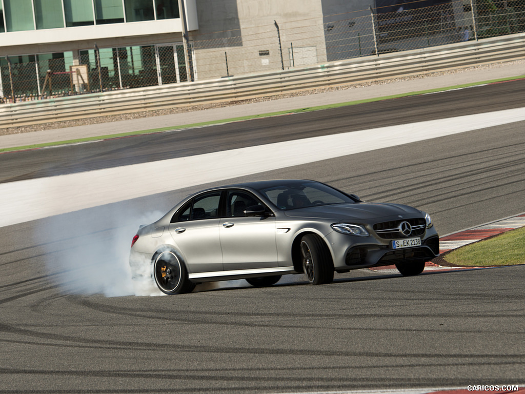 2018 Mercedes-AMG E63 S 4MATIC+ - Front Three-Quarter