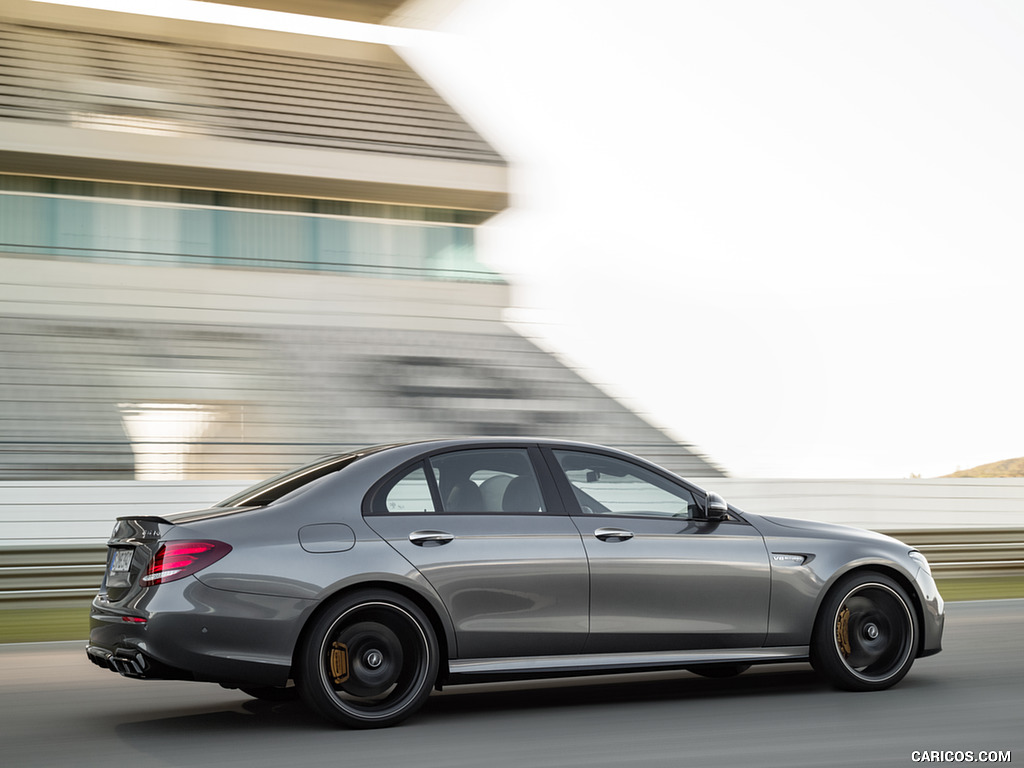 2018 Mercedes-AMG E63 S 4MATIC+ - Side