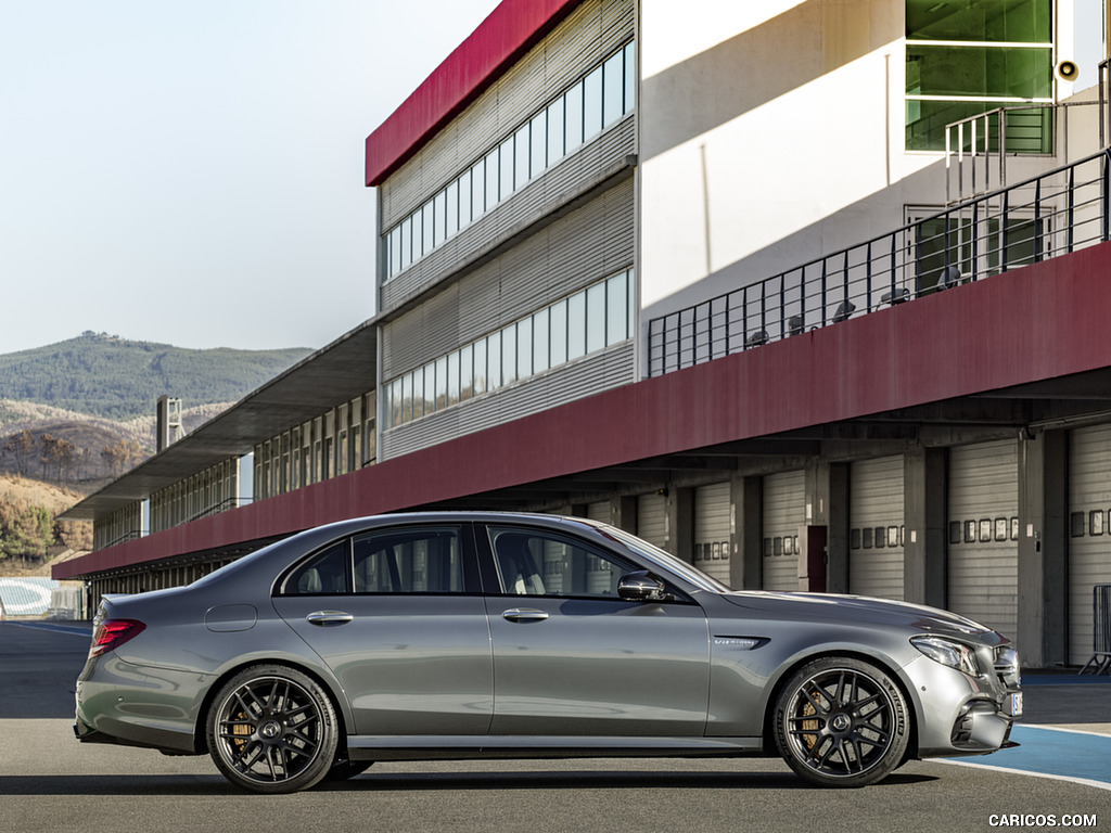 2018 Mercedes-AMG E63 S 4MATIC+ - Side