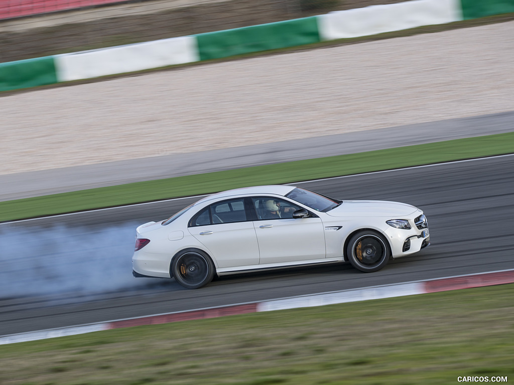 2018 Mercedes-AMG E63 S 4MATIC+ - Side