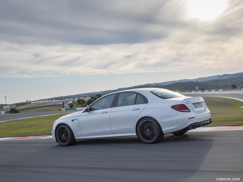 2018 Mercedes-AMG E63 S 4MATIC+ - Side