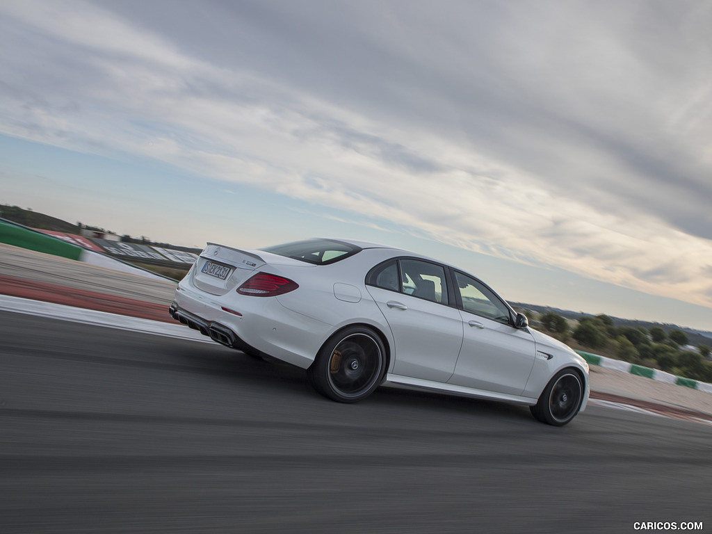 2018 Mercedes-AMG E63 S 4MATIC+ - Side