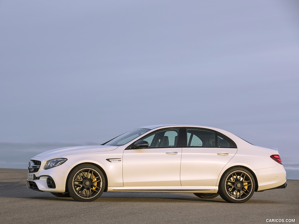 2018 Mercedes-AMG E63 S 4MATIC+ - Side