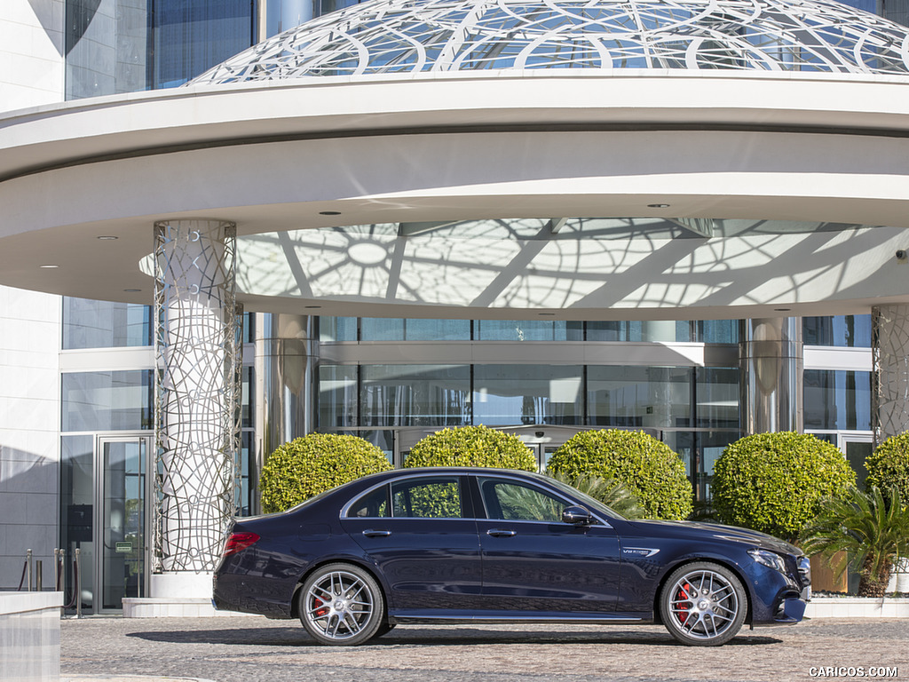 2018 Mercedes-AMG E63 S 4MATIC+ - Side