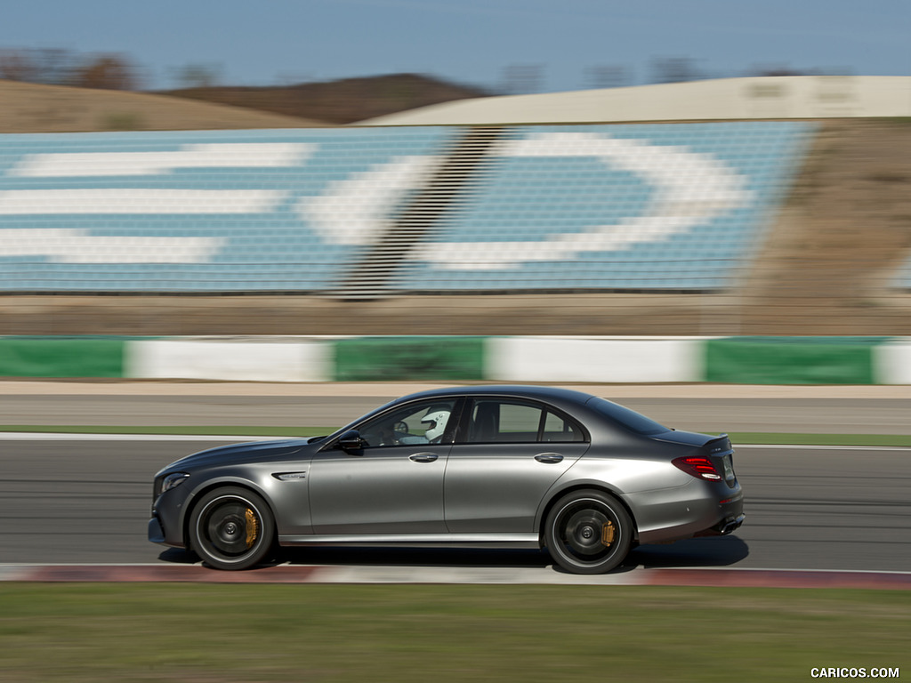 2018 Mercedes-AMG E63 S 4MATIC+ - Side