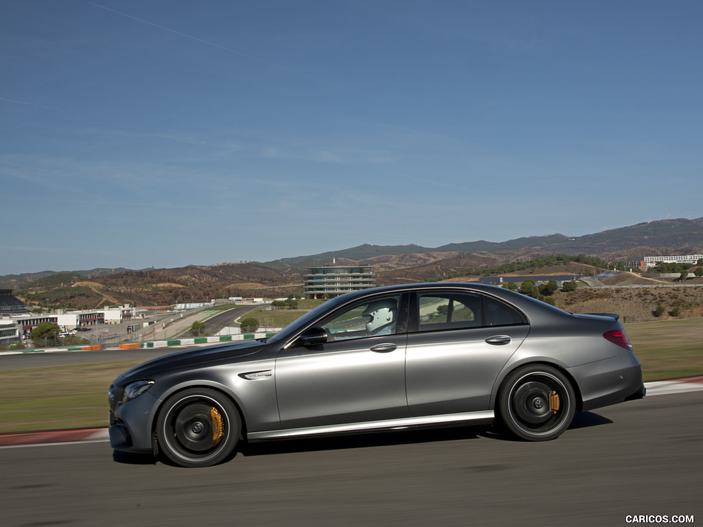 2018 Mercedes-AMG E63 S 4MATIC+ - Side