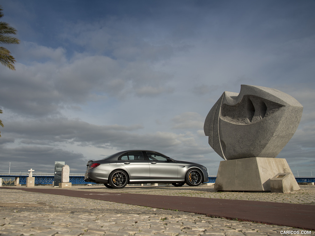 2018 Mercedes-AMG E63 S 4MATIC+ - Side