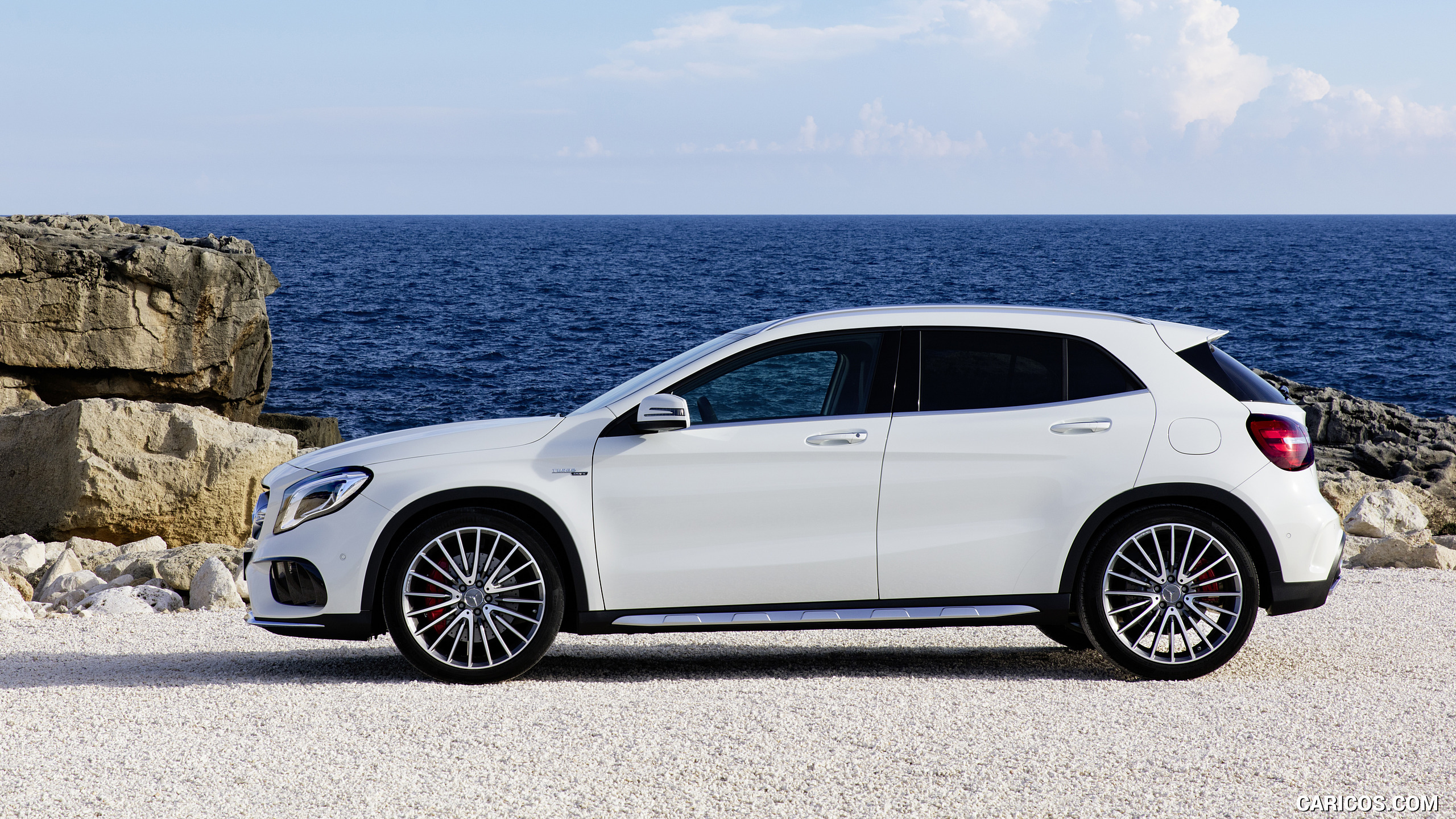 2018 Mercedes-AMG GLA 45 4MATIC (Color: Cirrus White) - Side, #33 of 88