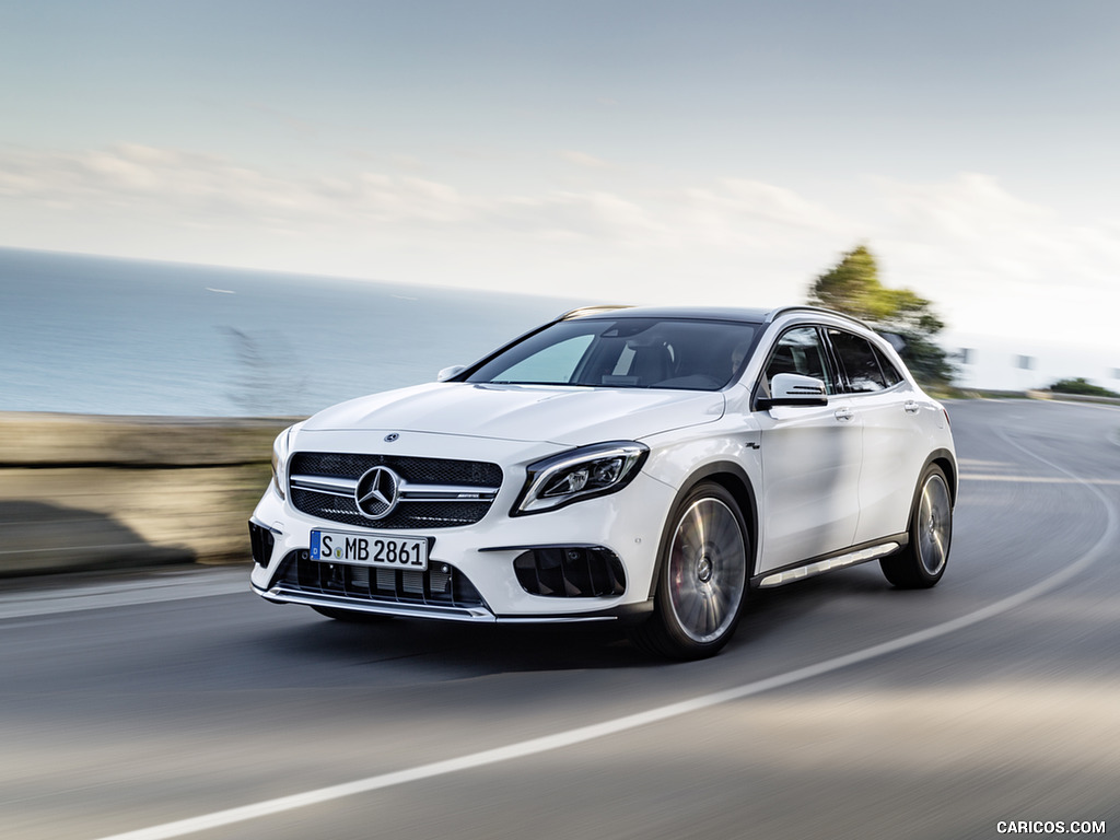 2018 Mercedes-AMG GLA 45 4MATIC (Color: Cirrus White) - Front