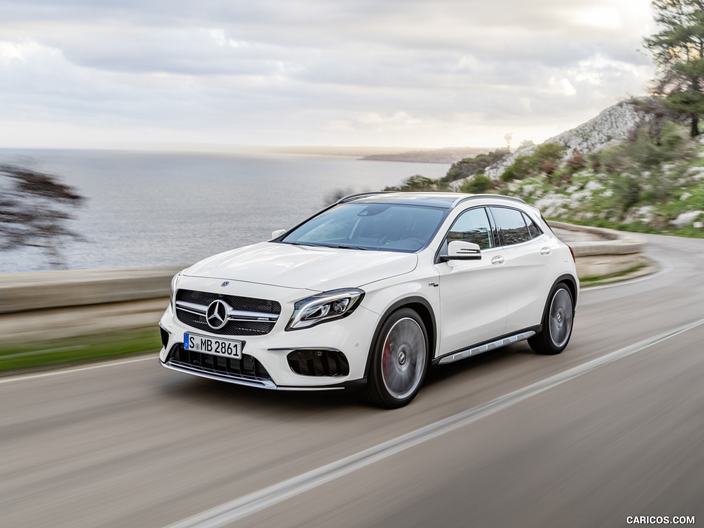 2018 Mercedes-AMG GLA 45 4MATIC (Color: Cirrus White) - Front Three-Quarter