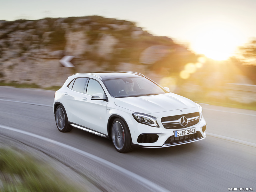 2018 Mercedes-AMG GLA 45 4MATIC (Color: Cirrus White) - Front Three-Quarter