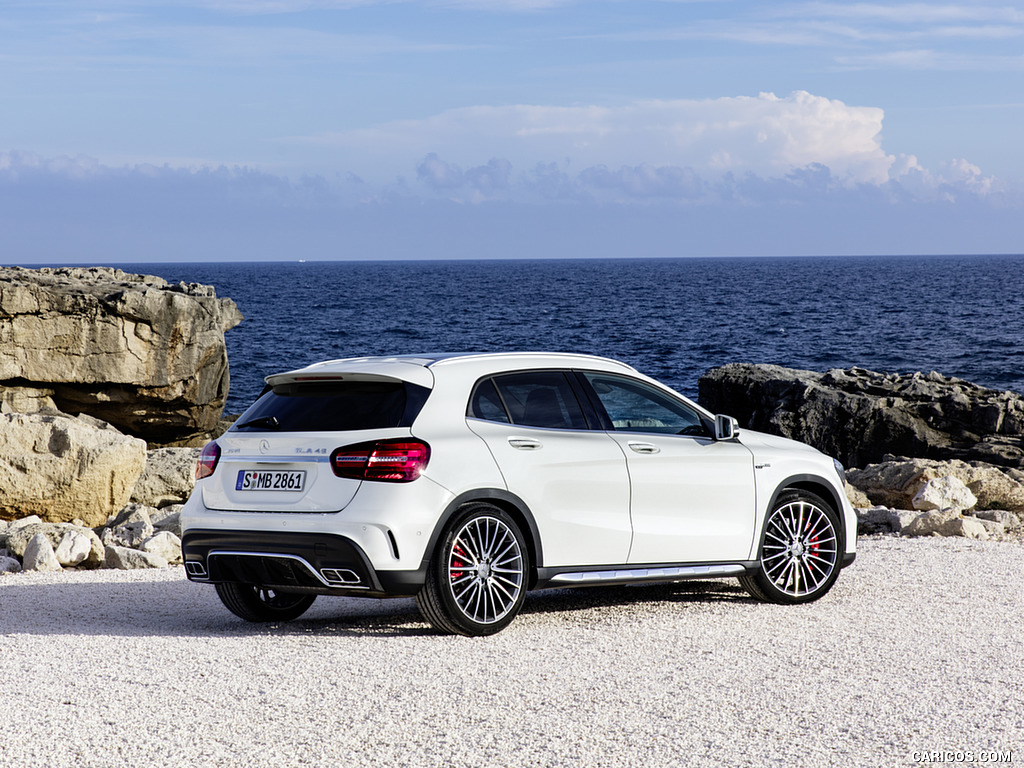 2018 Mercedes-AMG GLA 45 4MATIC (Color: Cirrus White) - Rear Three-Quarter