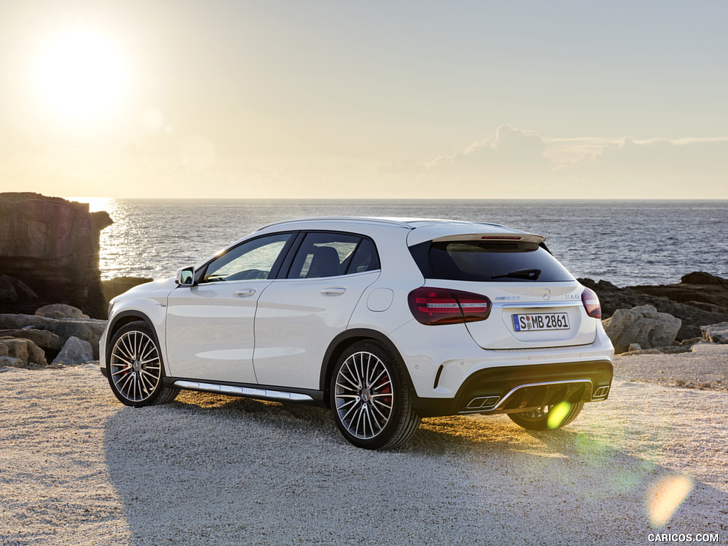 2018 Mercedes-AMG GLA 45 4MATIC (Color: Cirrus White) - Rear Three-Quarter