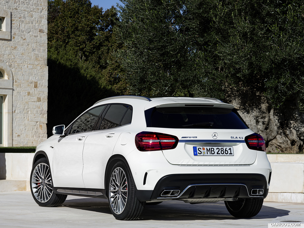 2018 Mercedes-AMG GLA 45 4MATIC (Color: Cirrus White) - Rear Three-Quarter