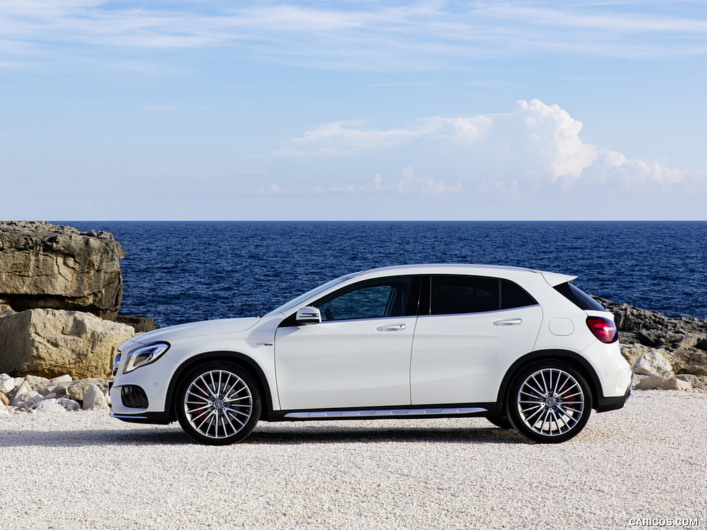 2018 Mercedes-AMG GLA 45 4MATIC (Color: Cirrus White) - Side