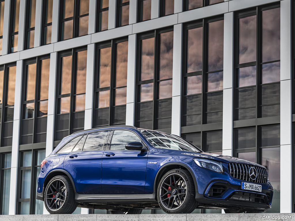 2018 Mercedes-AMG GLC 63 - Front Three-Quarter