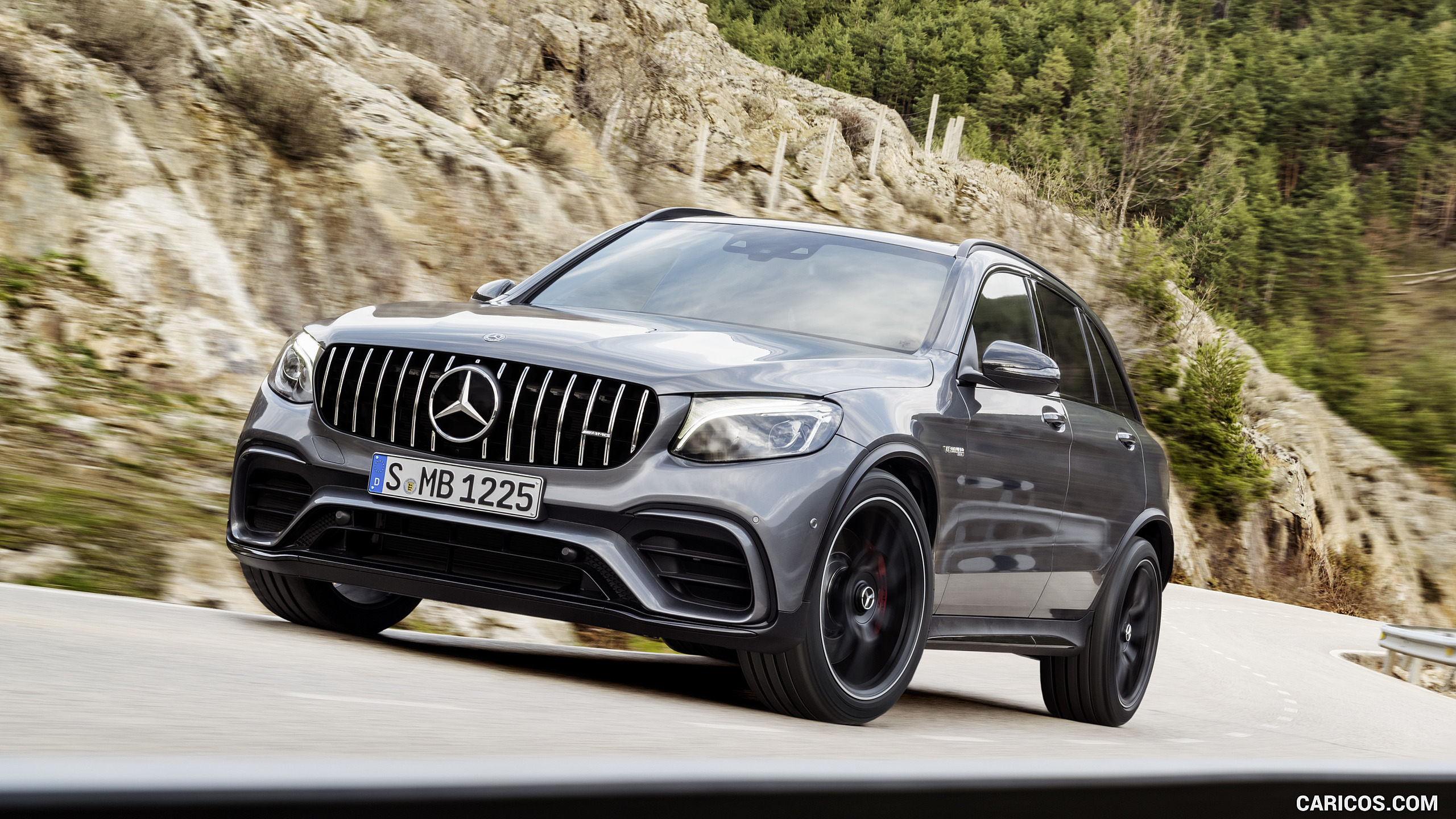 2018 Mercedes-AMG GLC 63 S 4MATIC+ (Color: Selenite Grey) - Front, #9 of 115