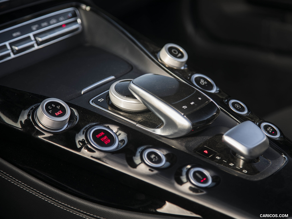 2018 Mercedes-AMG GT Roadster - Interior, Controls