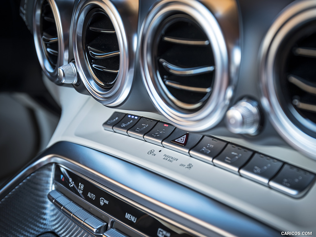 2018 Mercedes-AMG GT Roadster - Interior, Detail