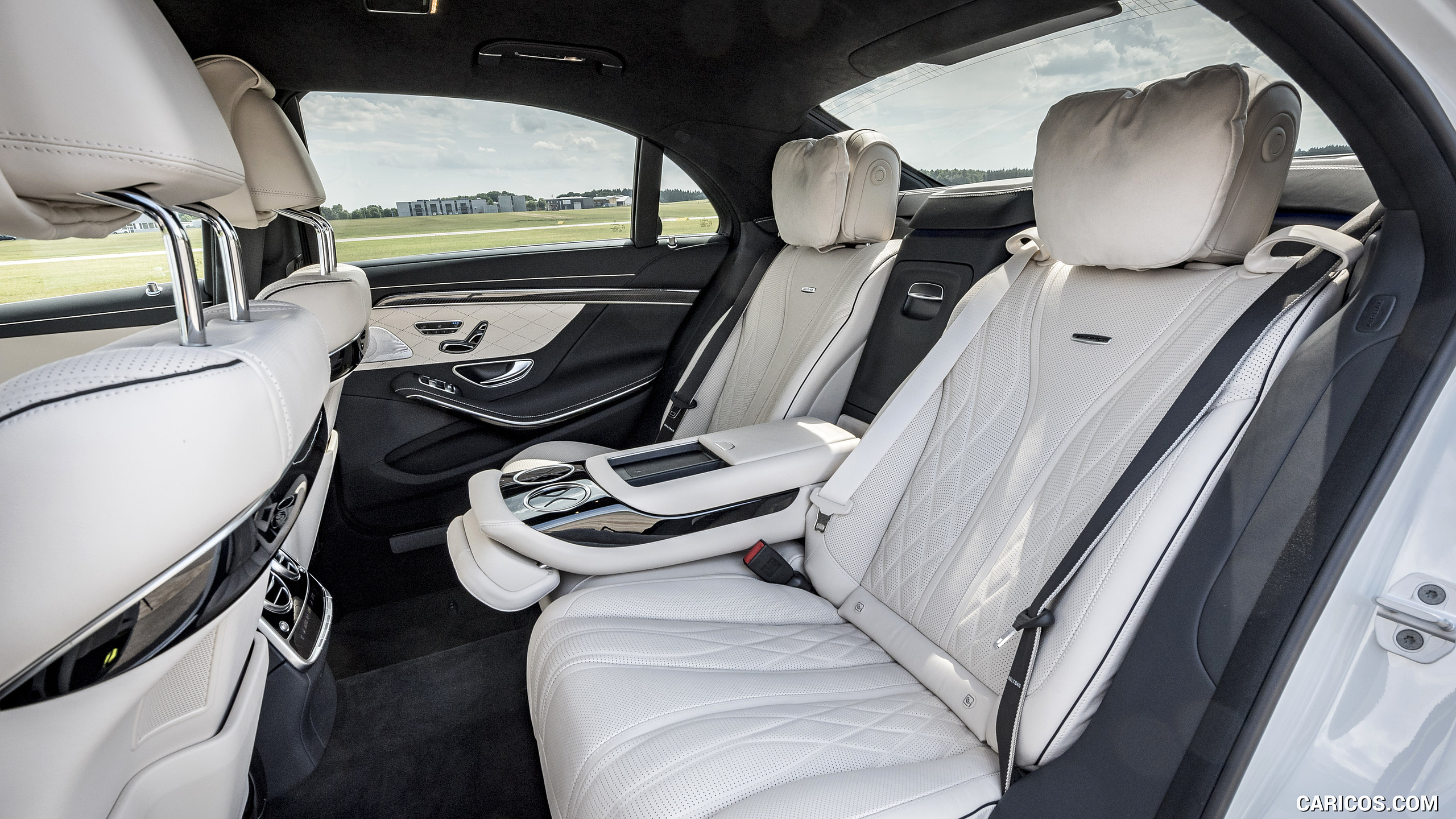 2018 Mercedes-AMG S63 4MATIC+ (Color: designo Diamond White Bright) - Interior, Rear Seats, #71 of 100