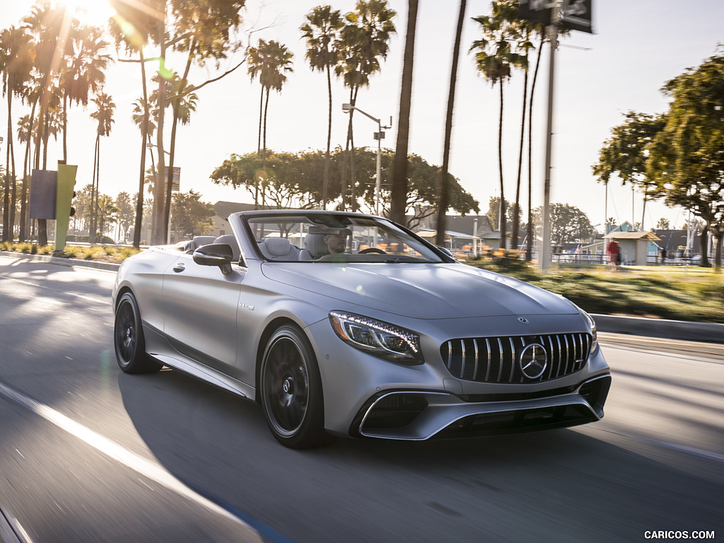 2018 Mercedes-AMG S63 Cabrio (US-Spec) - Front Three-Quarter