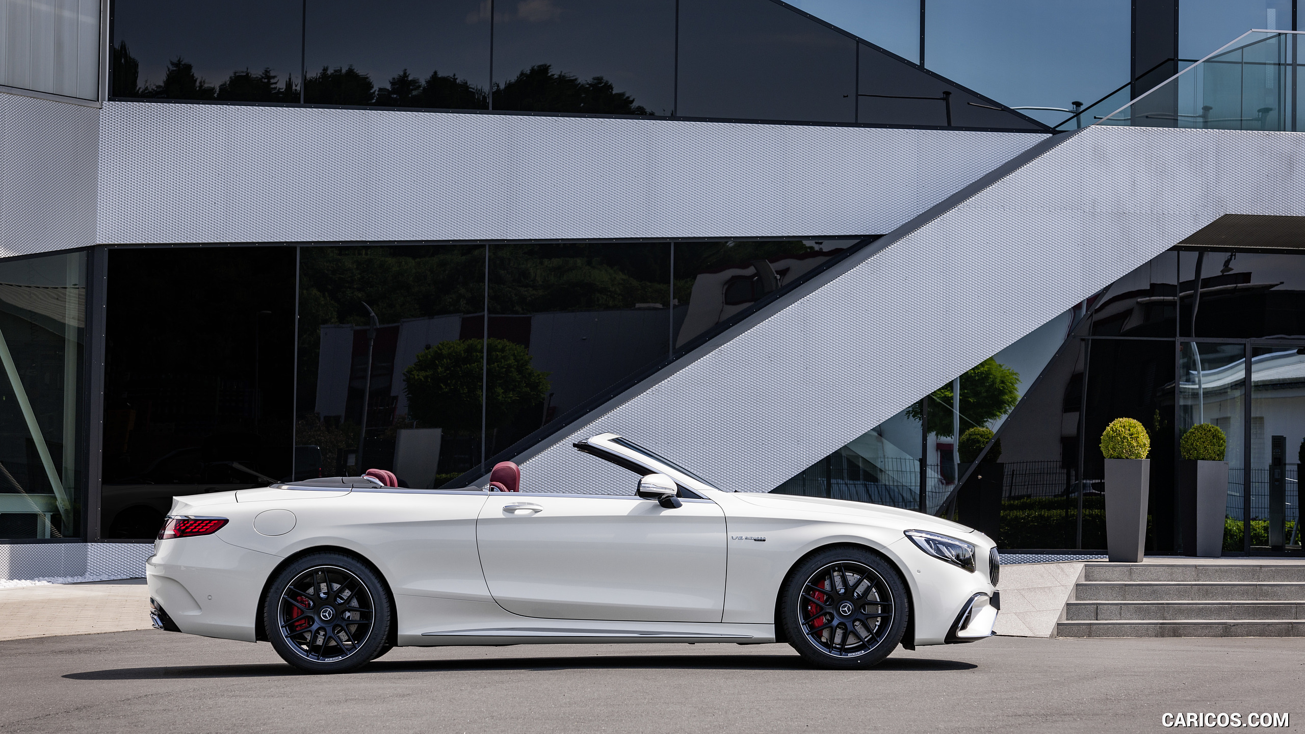 2018 Mercedes-AMG S63 Cabriolet 4MATIC+ (Color: Designo Diamond White) - Side, #30 of 98